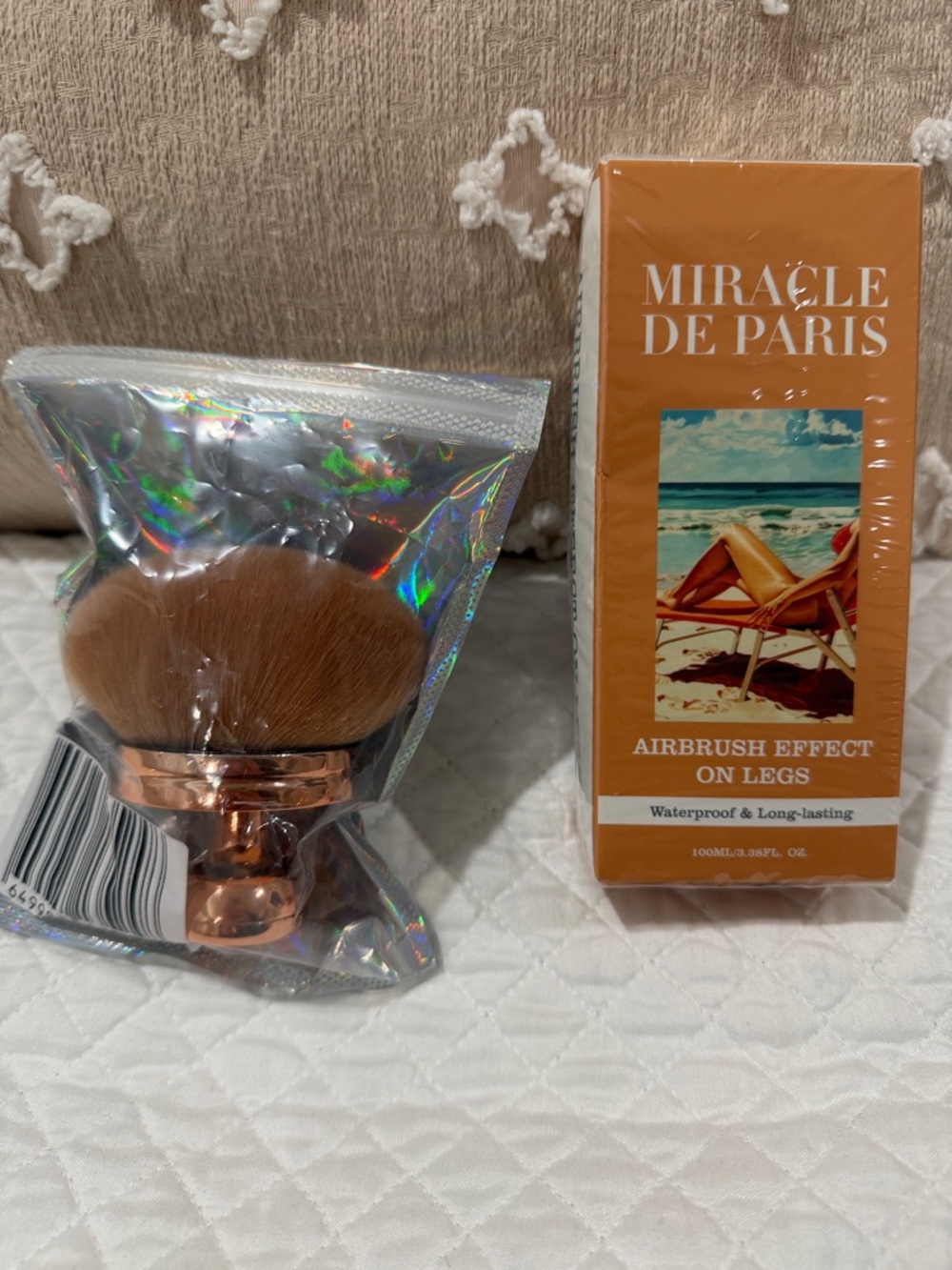 Miracle De Paris Airbrush Effect on Legs + Kabuki Brush - Bronze